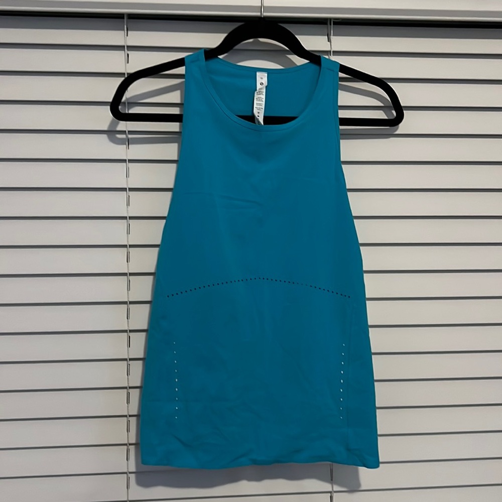 Lululemon swift ventilated racer back running tank, size 10 new with tags